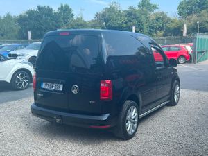 ///STUNNING CLEAN VAN//2.0TDI//NEW DOE// - Image 3