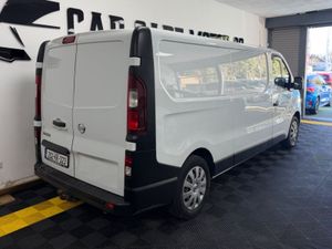 Nissan NV300 price inc vat - Image 4