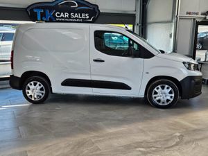 19 PEUGEOT PARTNER 3 SEATER - Image 3