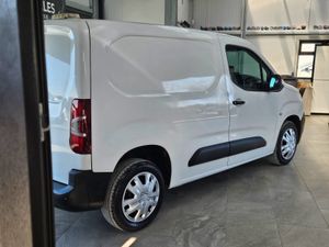 19 PEUGEOT PARTNER 3 SEATER - Image 4