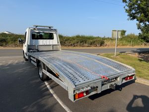 2022 222 Renault Master Recovery Truck Twin wheel - Image 4