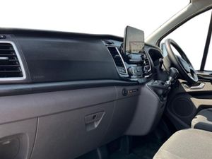 Ford Transit Custom LIMITED - Image 3