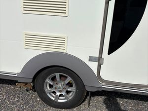 Coachman HIGH END 2 Berth Caravan - Image 4