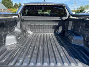 VB - 2023 Volkswagen Amarok PickUp Van - Image 3