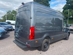 Mercedes-Benz Sprinter 2.0 - Image 4