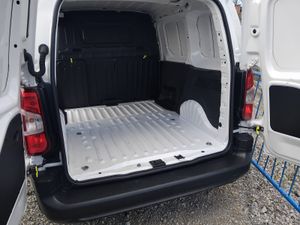 Opel Combo 2023 - Image 4