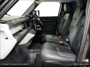Land Rover Defender 3 SEATER SE: BALANCE OF 5 YEAR - Image 3