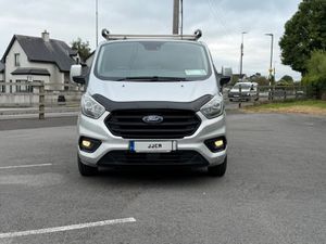 STUNNING 2021 CREW CAB FORD TRANSIT CUSTOM - Image 3