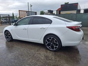 2014 Opel Insignia  2.0 Diesel - Image 4