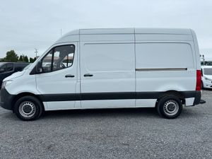 MERCEDES SPRINTER MWB INCLUDES VAT - Image 4