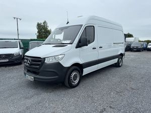 MERCEDES SPRINTER MWB INCLUDES VAT - Image 2