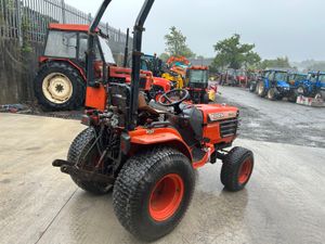 Kubota B2400 Compact Tractor - Image 3