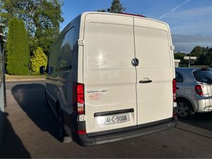 Volkswagen Crafter 30 MWB 140HP M - Image 4