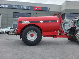 2013 HiSpec 2000gal Tank --Very Clean - Image 2