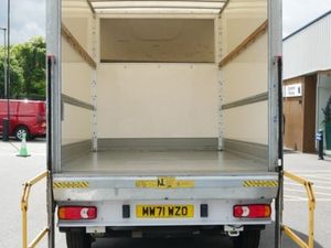 VB - 2021 Peugeot Boxer Luton Box Van - Image 4