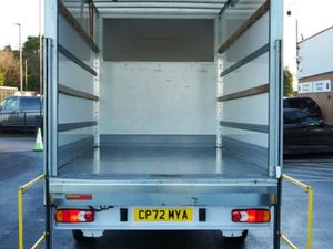 VB - 2023 Peugeot Boxer Luton Box Van - Image 4