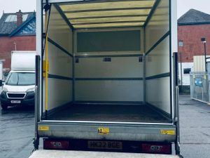 VB - 2022 Ford Transit Luton Box Van - Image 2