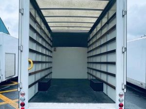 VB - 2021 Renault Master Luton Low Loader Van - Image 2