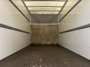 VB - 2022 Iveco Daily Luton Box Van - Image 3