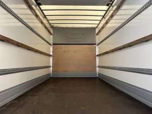 VB - 2023 Iveco Daily Luton Box Van - Image 3