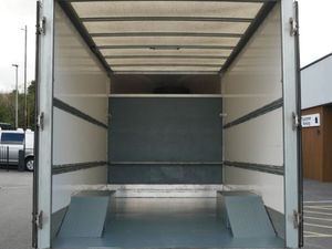 VB - 2021 Renault Master Luton Box Van - Image 2