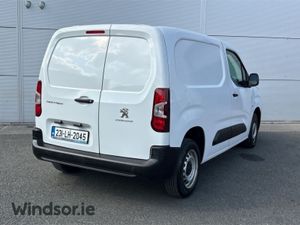 Peugeot Partner PARTNER ACTIVE PLUS1.5 BLUE HD - Image 3