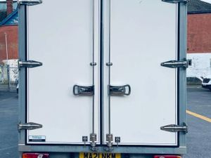 VB - 2024 Renault Master Luton Low Loader Van - Image 3
