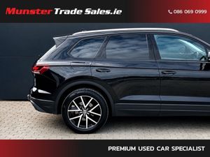Volkswagen Touareg 3.0 - Image 2