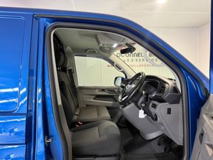 Volkswagen Transporter T6 30 PVL H TDI 15 - Image 3