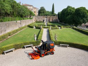 Kubota FC4-441 Outfront Lawnmower - Image 3