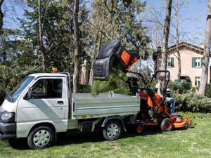 Kubota FC2-221 Outfront Lawnmower - Image 2