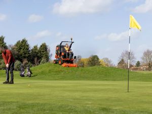 Kubota FC3-261 Outfront Lawnmower - Image 2