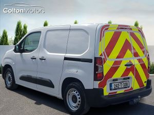 Peugeot Partner PARTNER PRO PLUS1.5 HDI 100 65 - Image 3