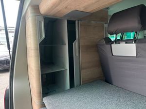 Volkswagen California Coast 2.0 TDi DSG Auto 4 Ber - Image 3