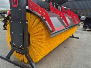 13t 8ft Hydraulic Sweeper - Image 4