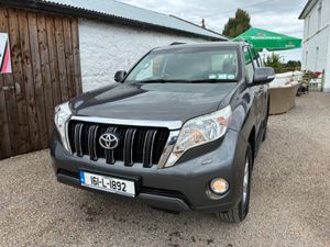 Toyota Land Cruiser 2016 / Finance Available - Image 2