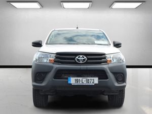 Toyota Hilux 2019 active with canopy - Image 2