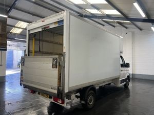 VB - 2021 Volkswagen Crafter Luton Box Van - Image 3