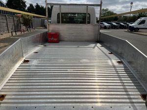 VB - 2021 Renault Master Dropside - Image 3