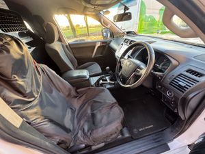 Toyota Land Cruiser 2019 new doe  including vat - Image 4