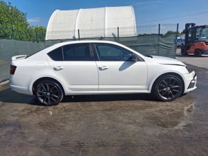 172 Skoda Octavia RS  2.0 Tdi - Image 4