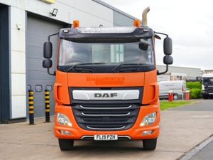 2019 DAF CF 410 8X2 BEAVERTAIL - Image 2
