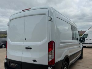 Ford Transit 2022 - 7 Seater Crew Van - Image 4