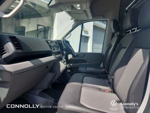 Volkswagen Crafter CRAFTER 35 MWB 140BHP  AUTO - Image 4