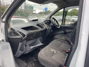 Ford Transit Custom 100PS 290 LWB L3 HIGH ROOF 4DR - Image 4
