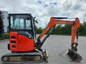2017 Hitachi ZX26 Mini Digger - Image 2