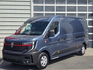 Master Red Edition L3H2 170BHP Manual Blue - Image 2