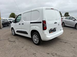 Vauxhall Combo - Image 2