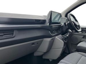 Ford Transit Custom LIMITED - Image 3