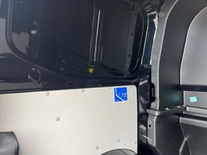 Ford Transit Custom LIMITED - Image 4